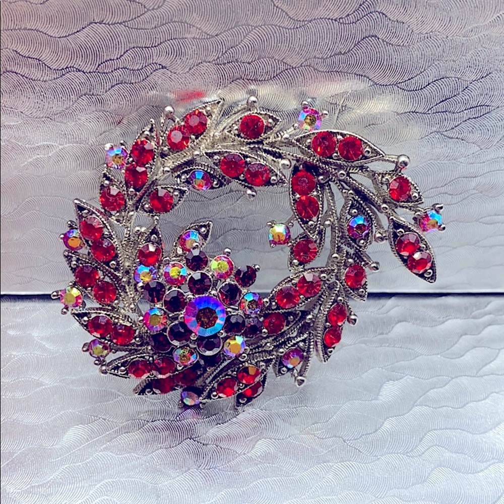 Gorgeous Ruby Red Floral Brooch